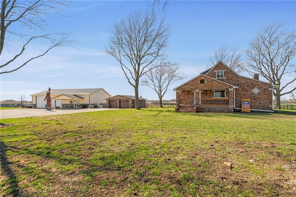 981 S 9th Street, Odessa, MO 64076