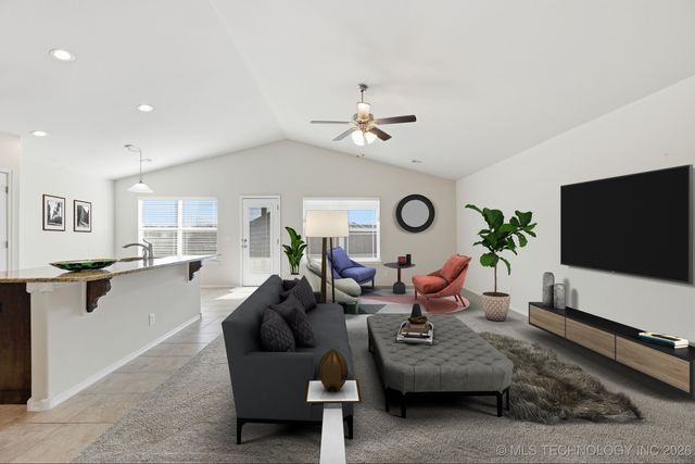 3904 W 104th Street S, Jenks, OK 74037