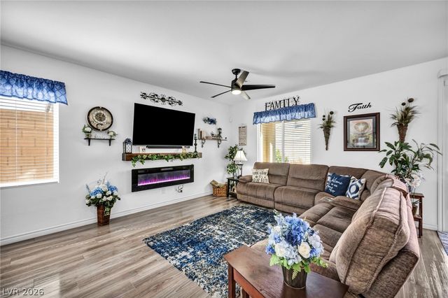 4817 Royal Magnolia Street, North Las Vegas, NV 89031