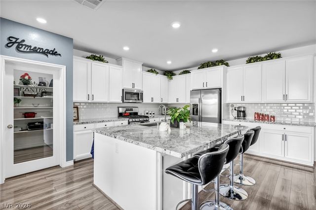 4817 Royal Magnolia Street, North Las Vegas, NV 89031