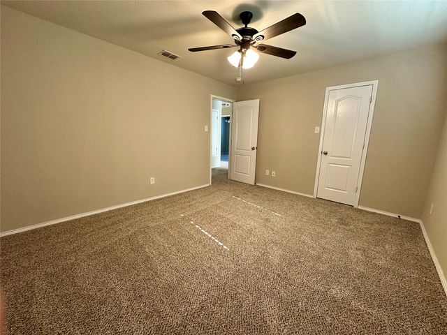 725 Hartsfield, Aubrey, TX 76227