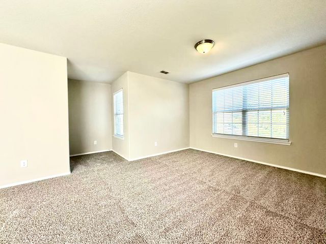 725 Hartsfield, Aubrey, TX 76227