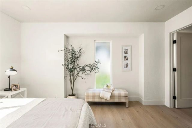1922 W Flora Street, Santa Ana, CA 92704