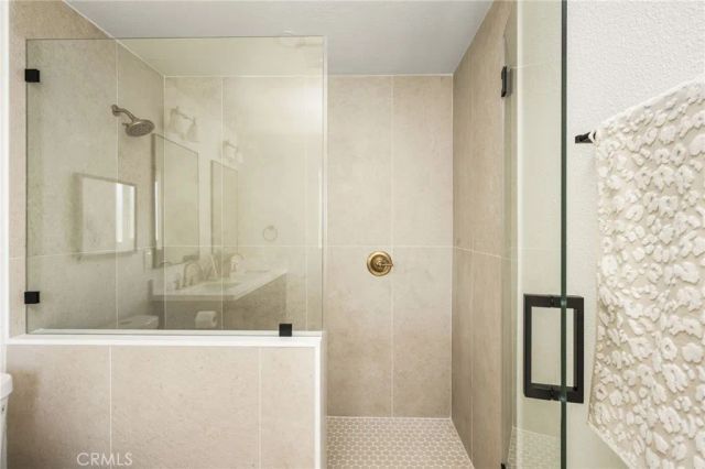 1922 W Flora Street, Santa Ana, CA 92704