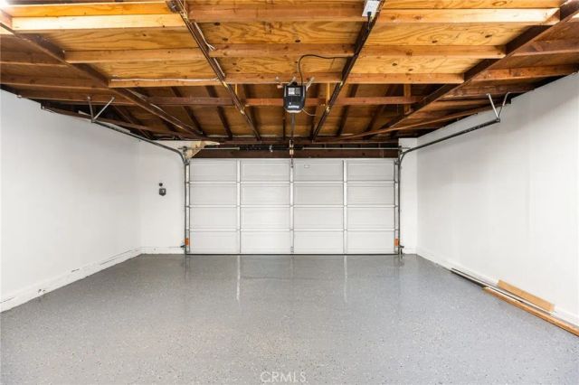 1922 W Flora Street, Santa Ana, CA 92704
