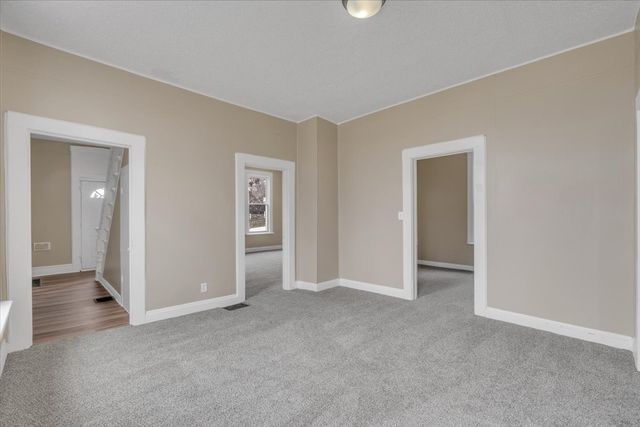 617 Warren Street, Davenport, IA 52802