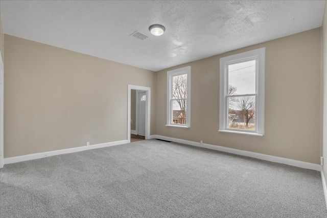 617 Warren Street, Davenport, IA 52802