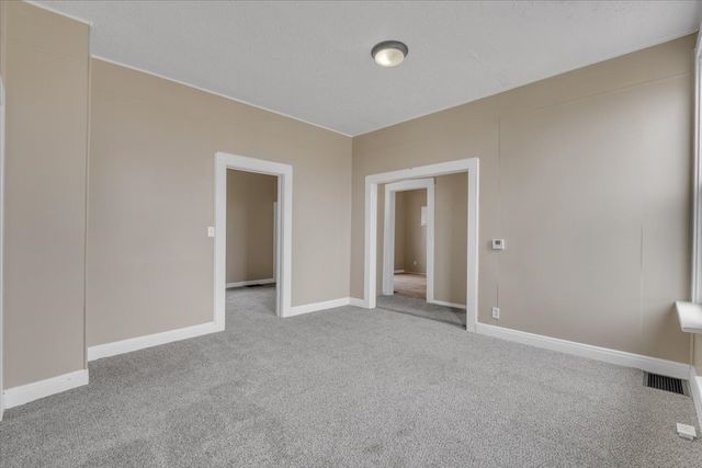 617 Warren Street, Davenport, IA 52802