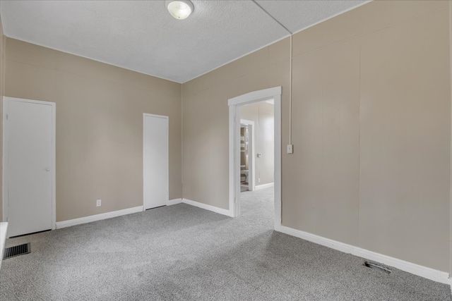 617 Warren Street, Davenport, IA 52802