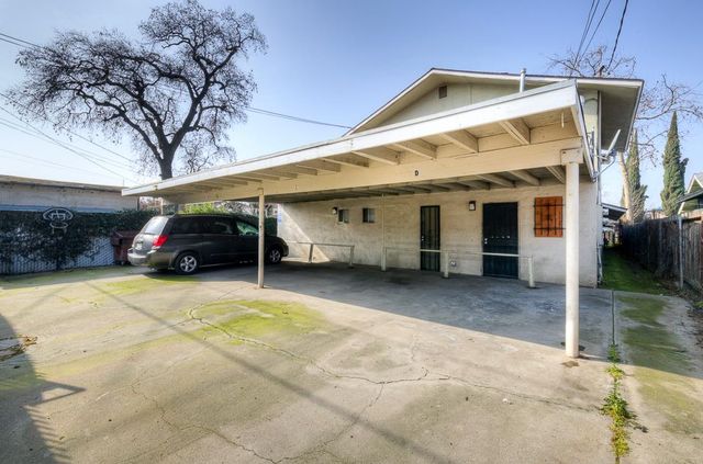 350 N San Pablo Ave Apt D, Fresno, CA 93701