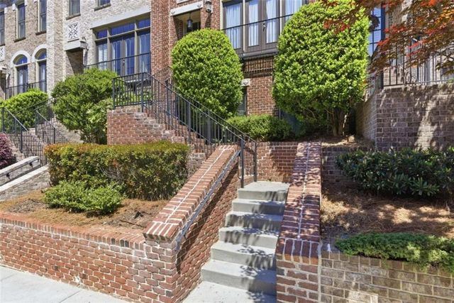 13 Arbor Way Drive, Decatur, GA 30030