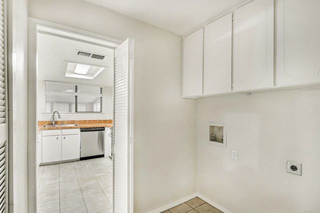 5900 Nanci Drive, Watauga, TX 76148