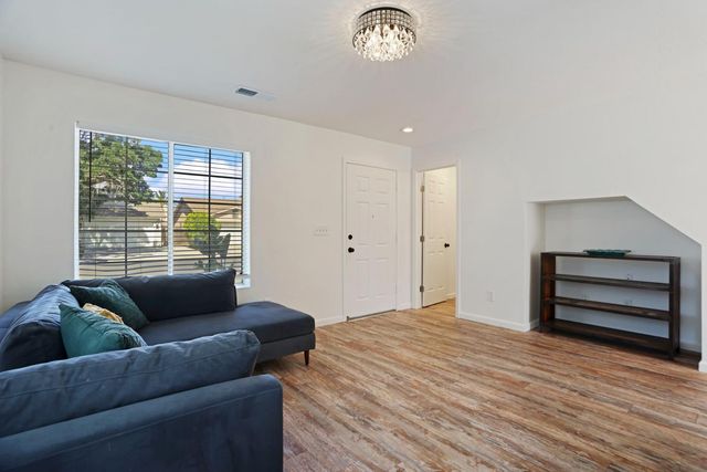 784 Bogetti Ln, Tracy, CA 95376