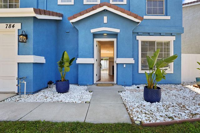 784 Bogetti Ln, Tracy, CA 95376