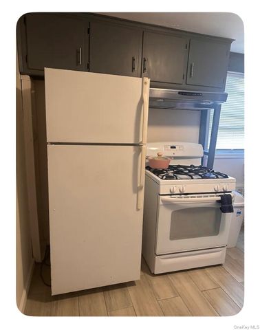 182 Covert Avenue 2FL, Floral Park, NY 11001