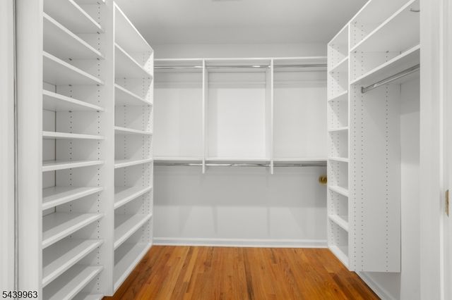 225 Walnut St, Livingston Twp., NJ 07039
