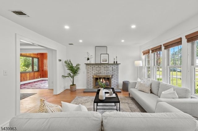 225 Walnut St, Livingston Twp., NJ 07039