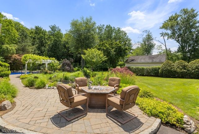 225 Walnut St, Livingston Twp., NJ 07039