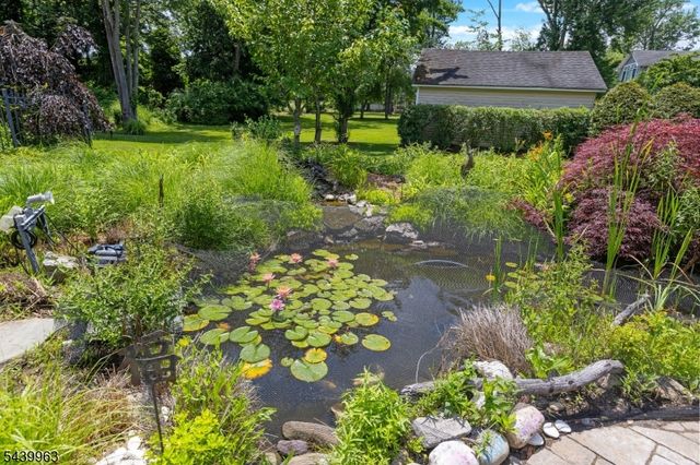 225 Walnut St, Livingston Twp., NJ 07039