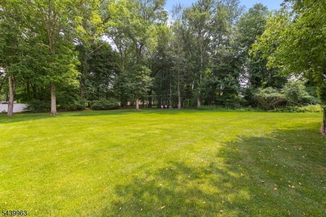 225 Walnut St, Livingston Twp., NJ 07039