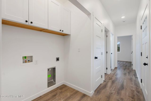 369 Jasper Loop, Ponderay, ID 83852