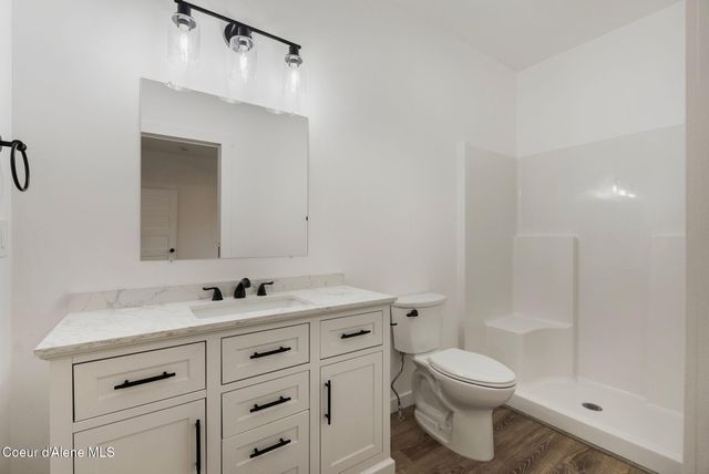 369 Jasper Loop, Ponderay, ID 83852