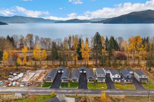 369 Jasper Loop, Ponderay, ID 83852