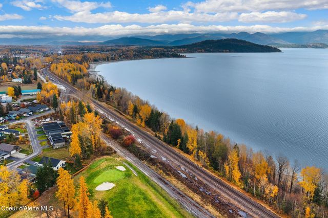 369 Jasper Loop, Ponderay, ID 83852