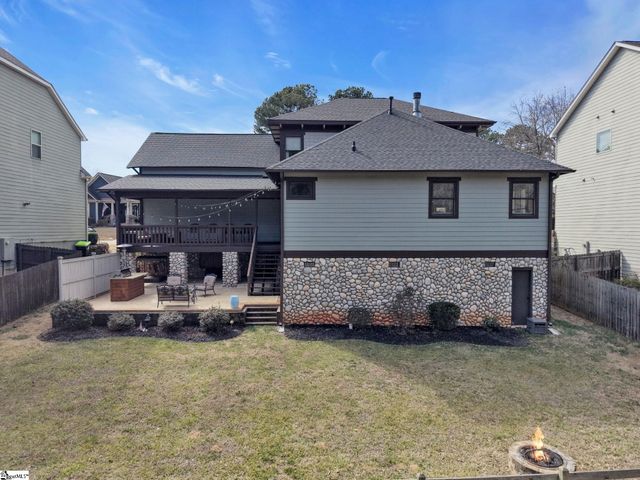 16 Verona Circle, Simpsonville, SC 29681