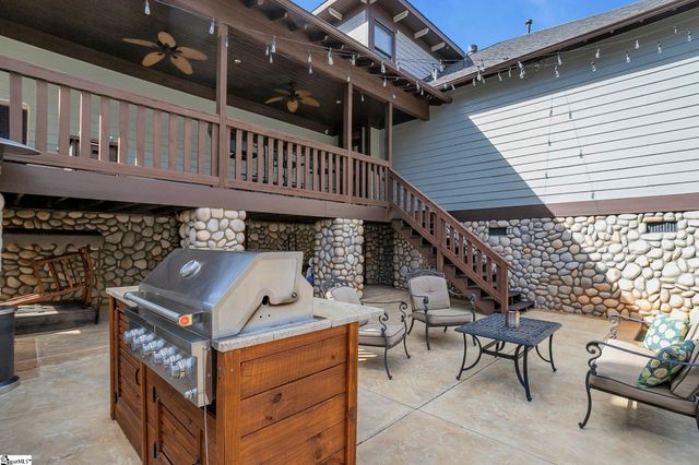 16 Verona Circle, Simpsonville, SC 29681