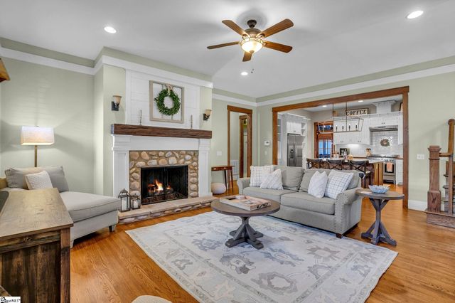 16 Verona Circle, Simpsonville, SC 29681