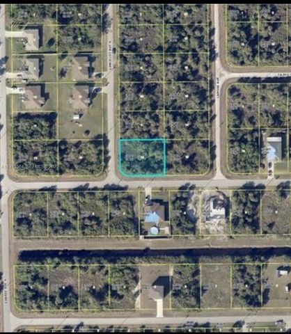 327 LANCELOT AVE, Lehigh Acres, FL 33974