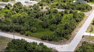 327 LANCELOT AVE, Lehigh Acres, FL 33974