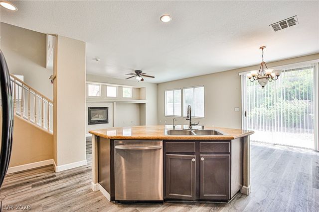 7083 Somera Way, Las Vegas, NV 89113