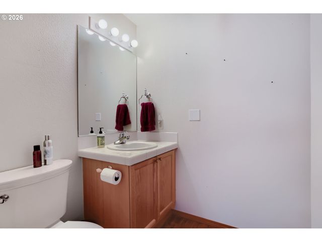34334 Ne HERON MEADOWS Dr, Scappoose, OR 97056