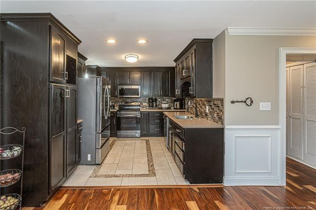 3402 Seven Mountain Drive, Fayetteville, NC 28306