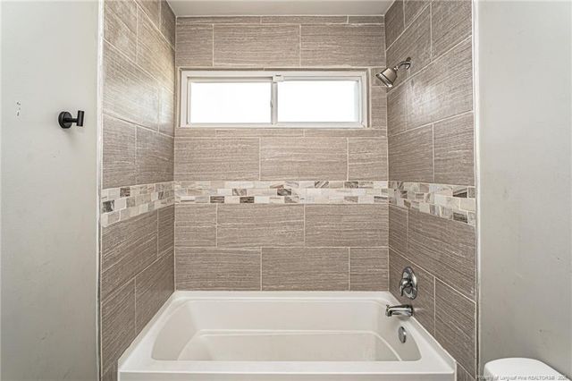 3402 Seven Mountain Drive, Fayetteville, NC 28306