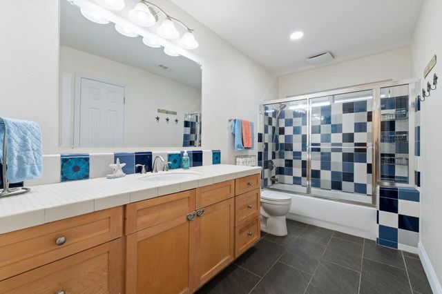 1112 S Sunnyside Avenue, Fresno, CA 93727