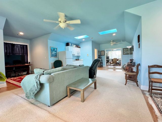 36 Manzanares Drive, Hot Springs Village, AR 71909