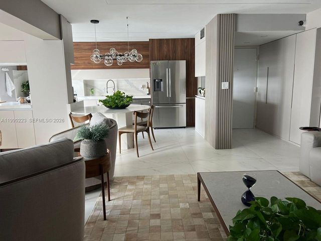 3200 N Ocean Dr 303, Hollywood, FL 33019