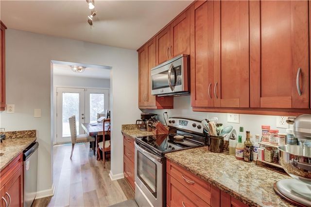 6392 Hawthorne Terrace, Peachtree Corners, GA 30092