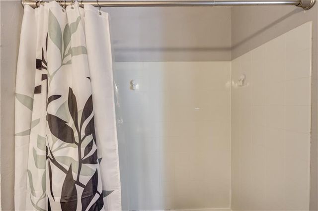 6392 Hawthorne Terrace, Peachtree Corners, GA 30092