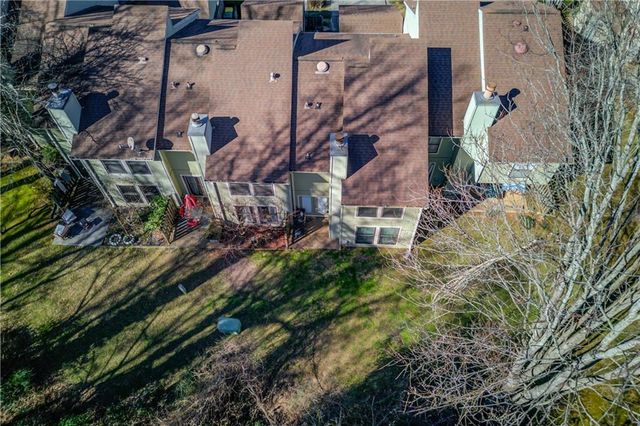 6392 Hawthorne Terrace, Peachtree Corners, GA 30092