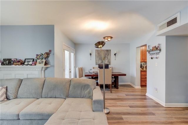 6392 Hawthorne Terrace, Peachtree Corners, GA 30092