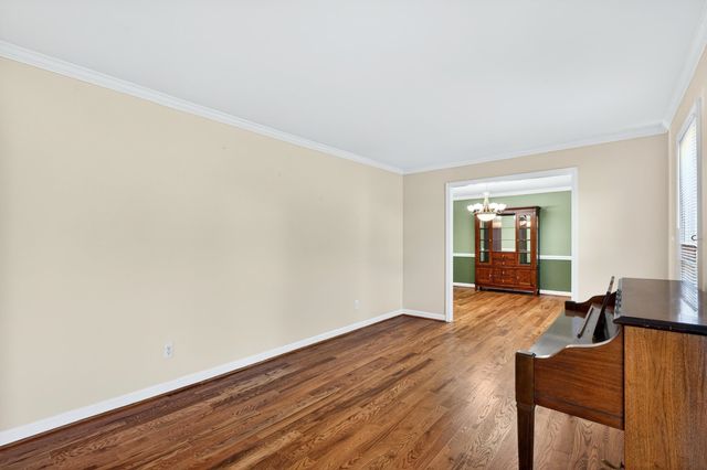 206 W Killarney Lake, Moore, SC 29639