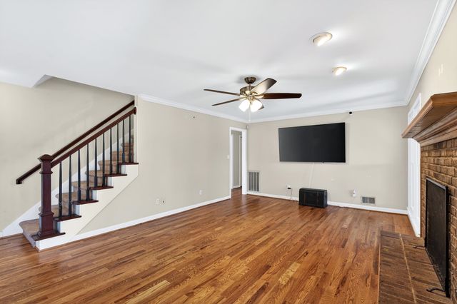 206 W Killarney Lake, Moore, SC 29639