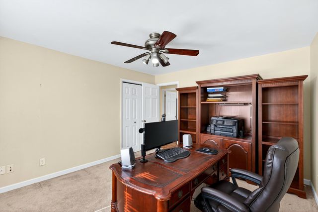 206 W Killarney Lake, Moore, SC 29639