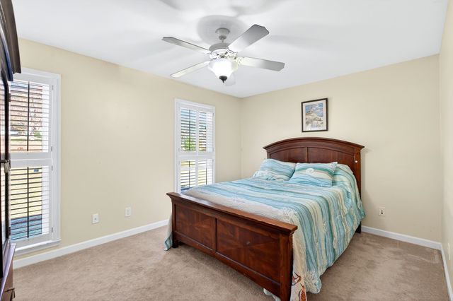 206 W Killarney Lake, Moore, SC 29639