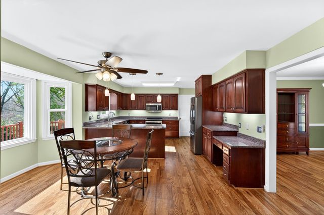 206 W Killarney Lake, Moore, SC 29639