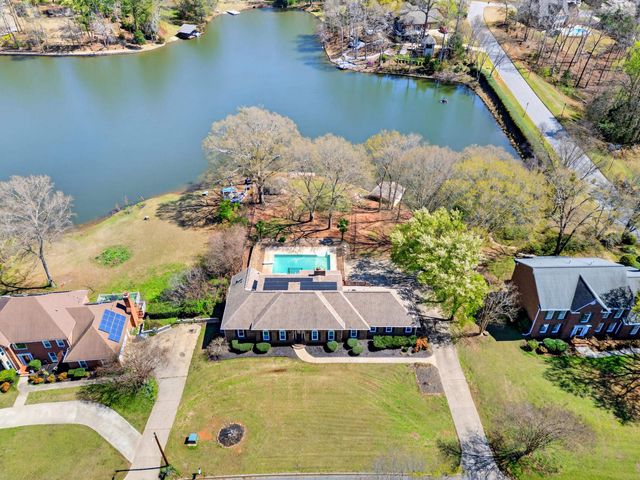 206 W Killarney Lake, Moore, SC 29639